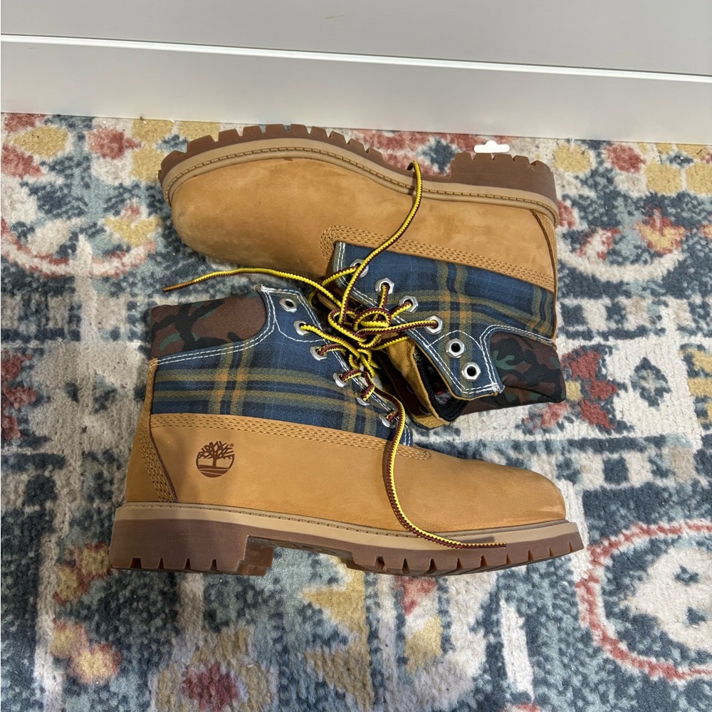 NWOT Timberland Kids Tan and Blue plaid Boots